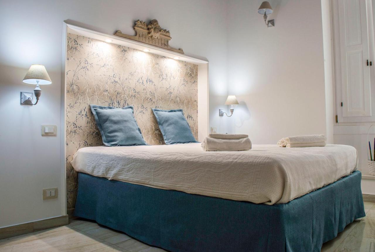Casa Vacanze L'Essenziale มาร์ตินาฟรังกา ภายนอก รูปภาพ